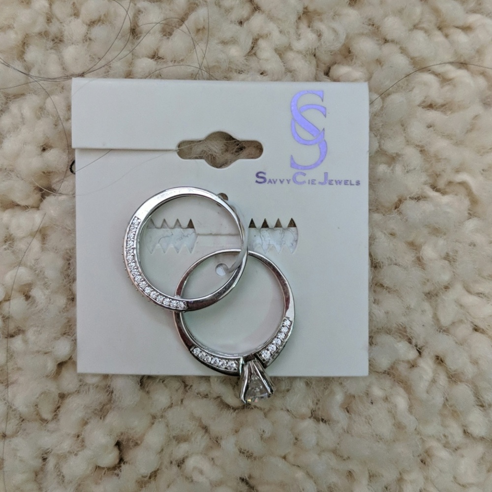 Set of rings